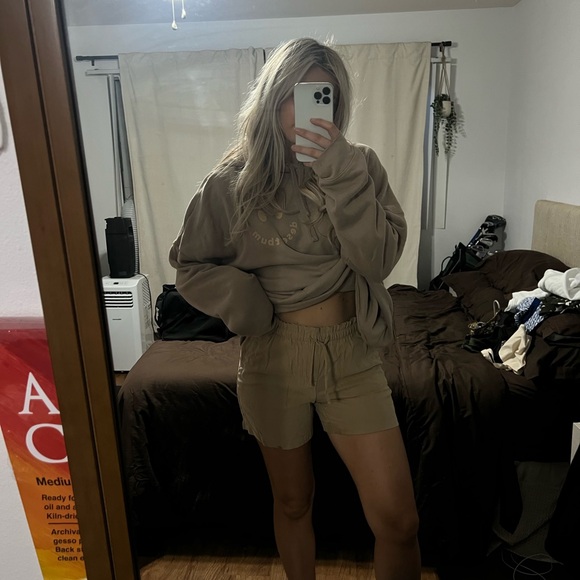 OLD NAVY shorts - Picture 4 of 12